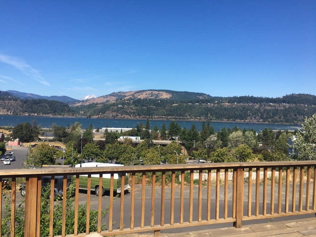 12 N 10th St, Hood River, OR 97031 House Rental in Hood River, OR