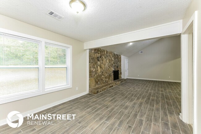 Foto del edificio - 1823 Quailwood Dr