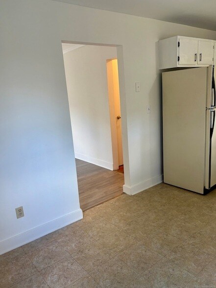 Foto del edificio - 227 Railroad St