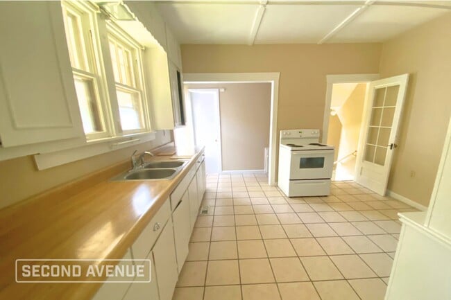 Foto del edificio - 3404 W Main St