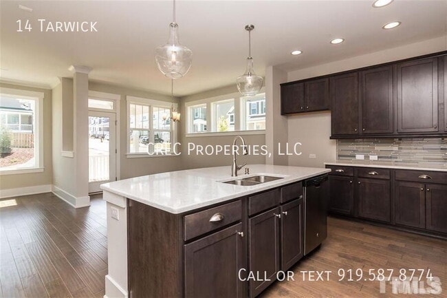 Building Photo - 14 Tarwick-