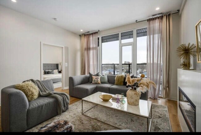 Foto del edificio - 3207 N Narragansett Ave