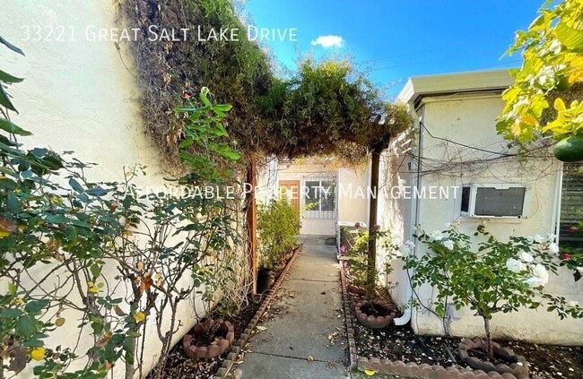 Foto del edificio - 33221 Great Salt Lake Dr