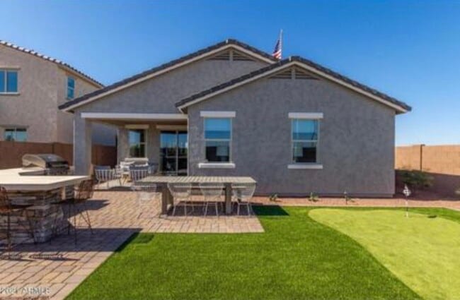 Foto del edificio - 17976 W Jones Ave