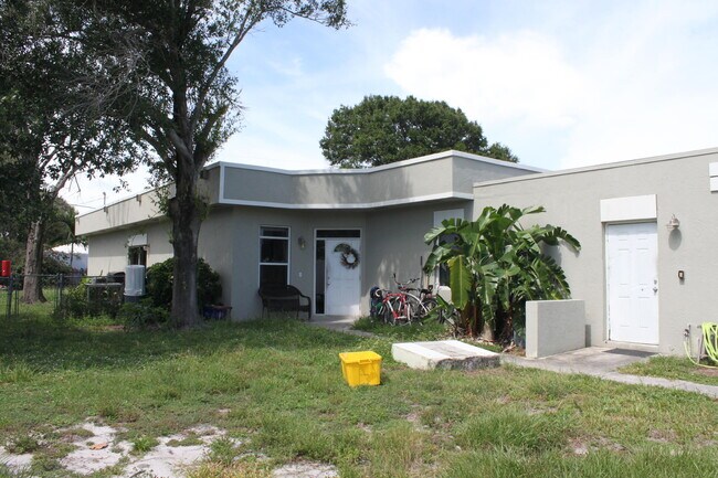 Foto del edificio - 673 Ipswich St