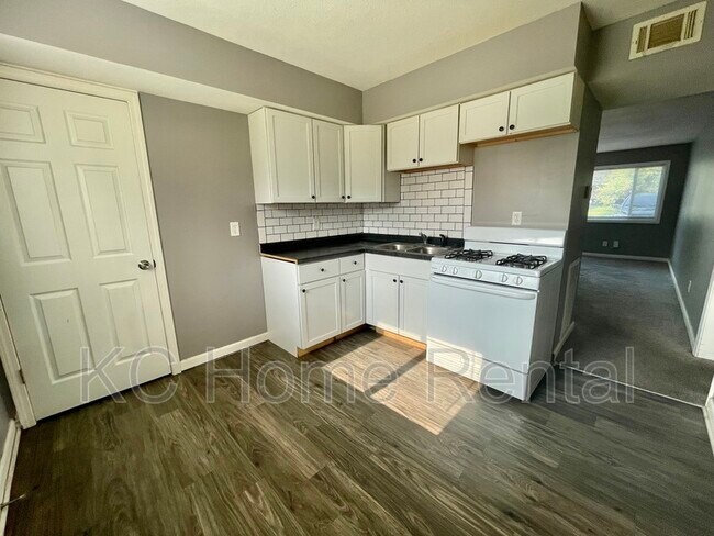 Foto del edificio - 3122 N 55th St