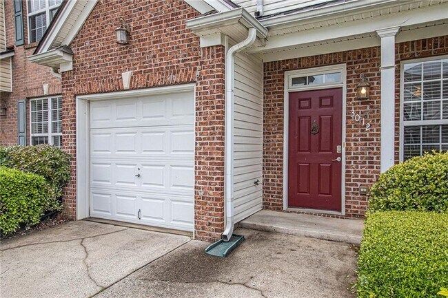 Building Photo - 3012 Kentmere Dr