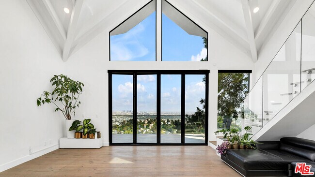 Foto del edificio - 2021 Davies Way