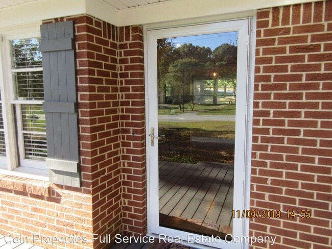 Building Photo - 3 br, 2 bath House - 694 Buford Highway