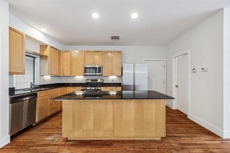 Building Photo - 4427 Eigel St