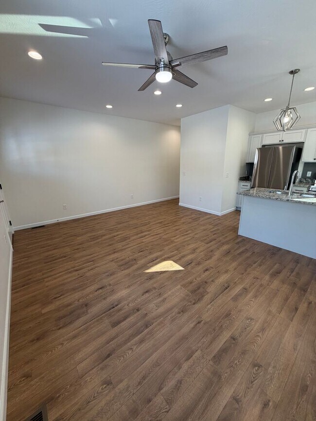 Foto del edificio - 3 Bedroom | 2 Bathroom | 1 Car Garage | Springfield MO!