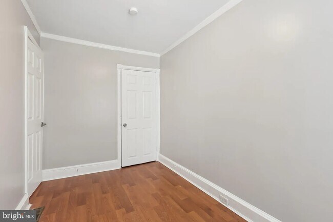 Foto del edificio - 106 S Heald St