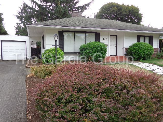 Foto principal - 12240 SW Douglas St
