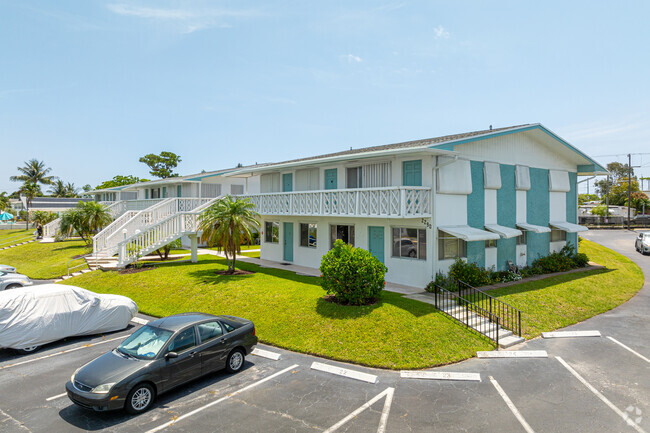 Building Photo - Lakeside Point Condominiums