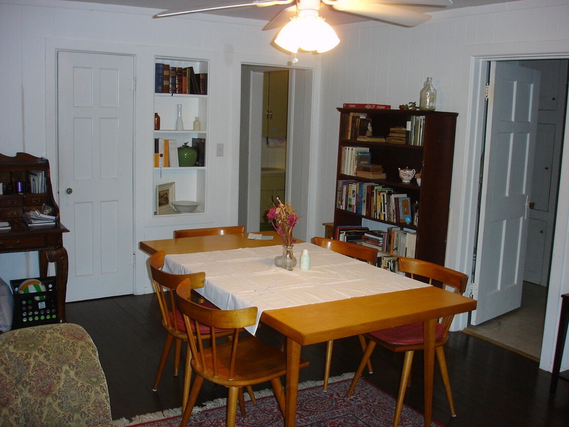 1111 NW River Rd Unit 1, Martindale, TX 78655 Apartments in