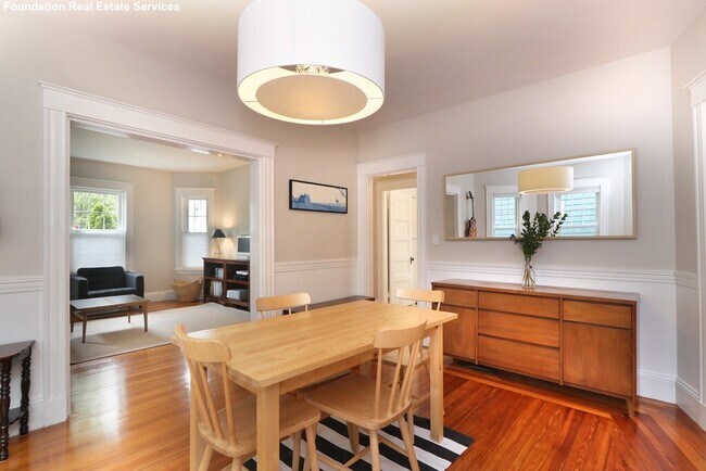 Building Photo - 47 Teele Ave