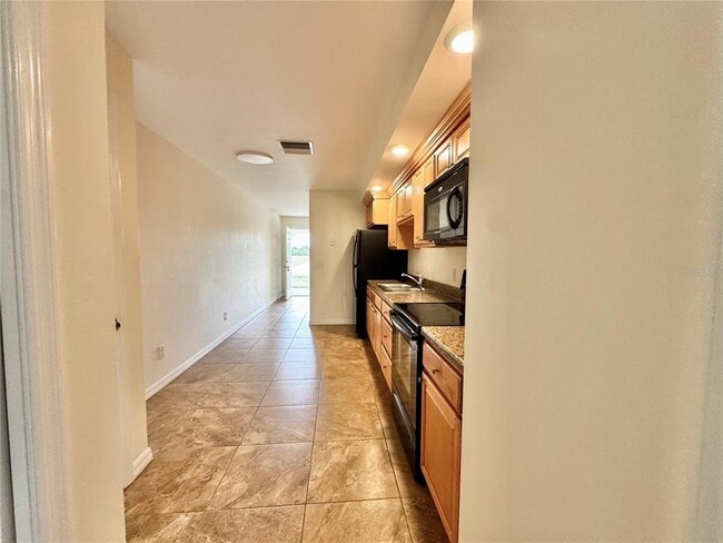 Foto del edificio - 12442 Grouse Ave