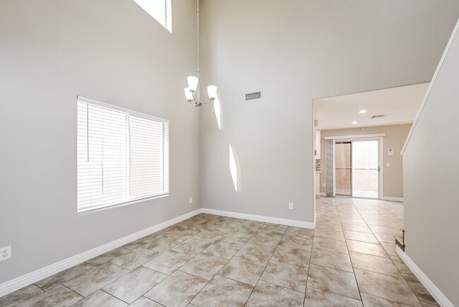 Building Photo - 5651 Moccasin Point St