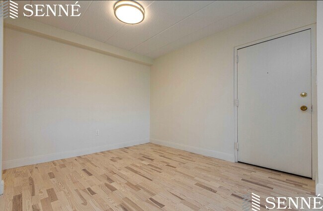 Building Photo - 278 Beacon St