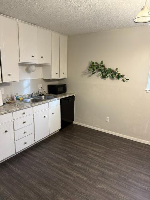 Foto del edificio - 7410 Quaker Ave