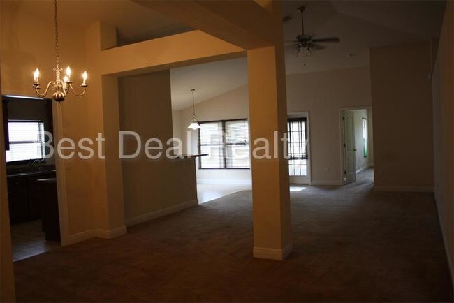 Building Photo - 14411 Barley Field Dr