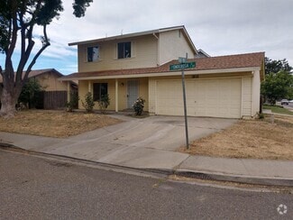 Building Photo - 1910 Ponderosa Dr