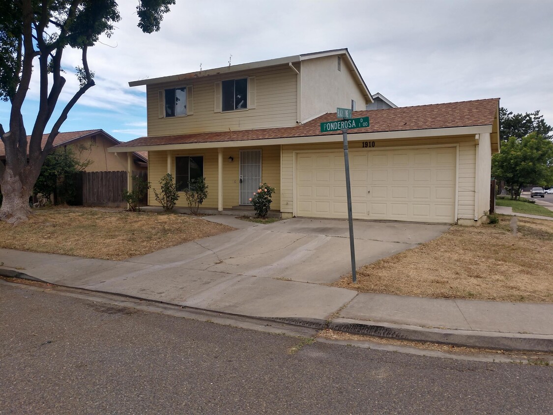Foto principal - 1910 Ponderosa Dr