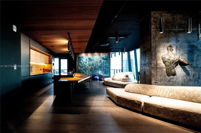 Building Photo - 1451 Brickell Ave