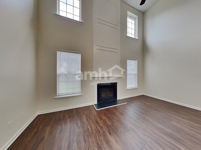 Building Photo - 8 Smokehouse Dr