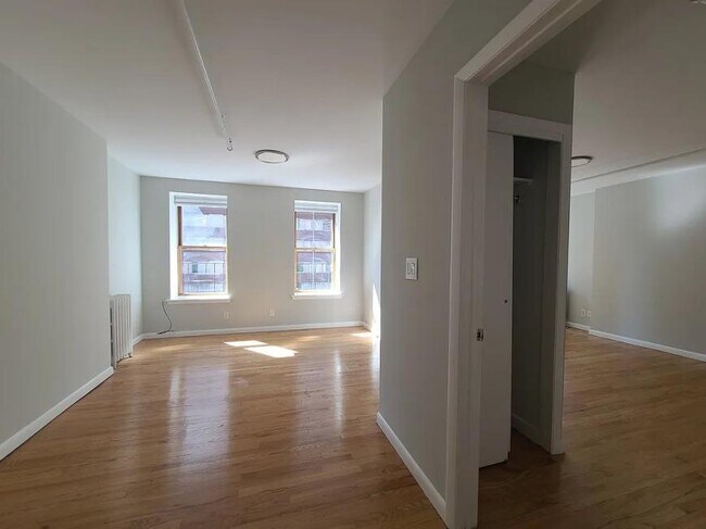 Foto del edificio - 1 bedroom in New York NY 10019