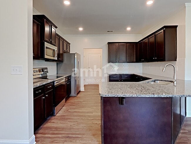 Building Photo - 544 Woodall Rd
