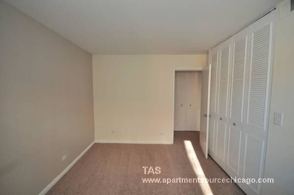 Foto del edificio - 544 W Melrose St