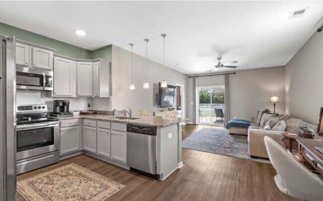 Foto del edificio - Enjoy Carolina Living: 3BR Home in The Farm w/ Outdoor Living Upgrades