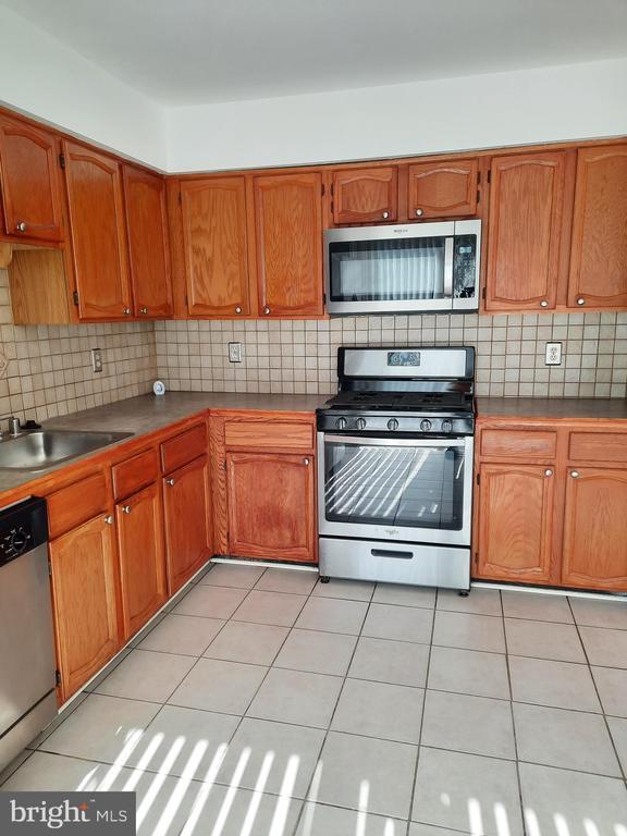 Foto del edificio - 10707 Houck Dr