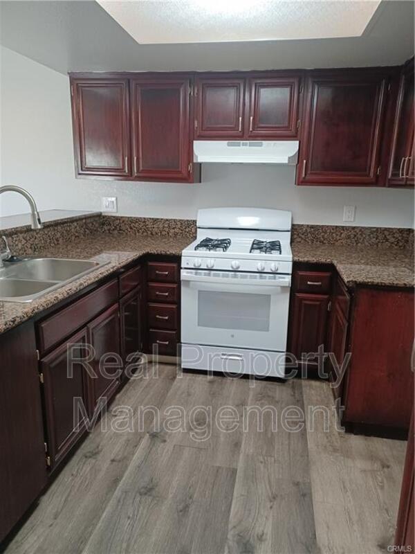 Primary Photo - 9292 Citrus Ave