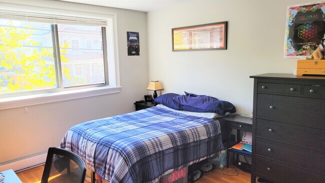 Foto del edificio - 131 Summer St