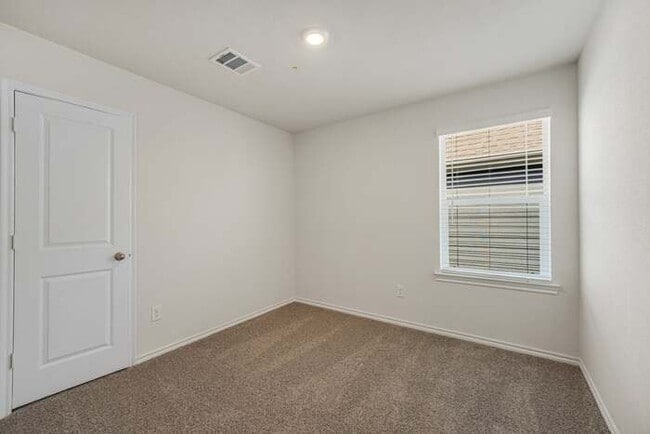 Building Photo - 325 Clematis St