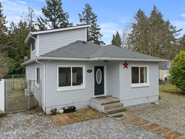 Foto del edificio - Charming Tacoma Home – 3 Beds, 1 Bath, Upd...