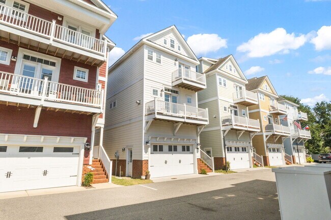 Foto del edificio - 9518 3rd Bay St