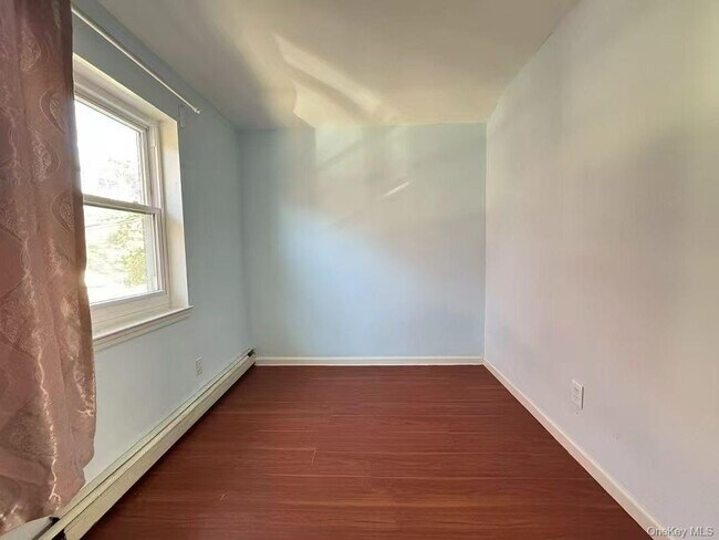 Foto del edificio - 61-09 167th St