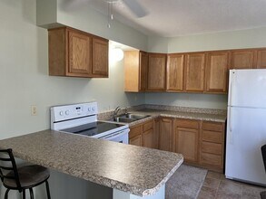 Building Photo - 1655 Pheasant Run