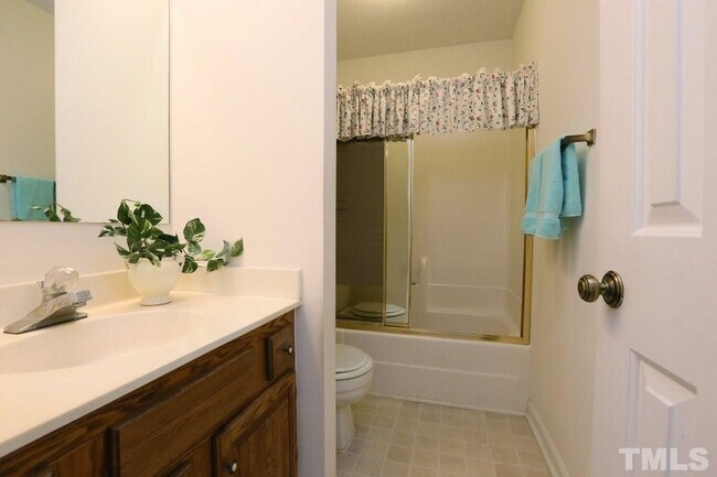 Foto del edificio - 101 Woodbridge Ln
