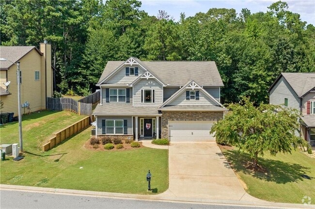 Building Photo - Single Family in Donahue Ridge