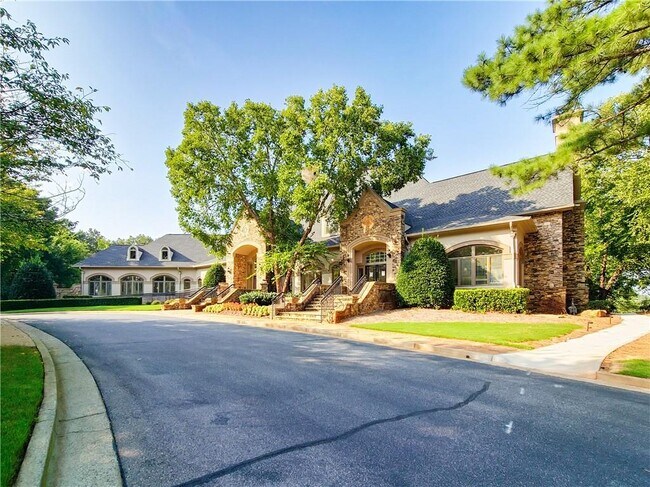 Foto del edificio - 7335 Craigleith Dr