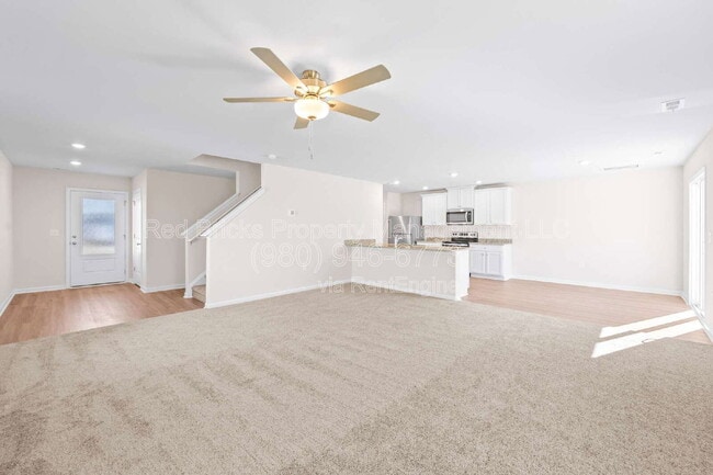 Foto del edificio - 1621 Nia Rd