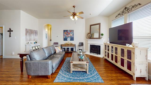 Foto del edificio - 2113 Lanshire Dr