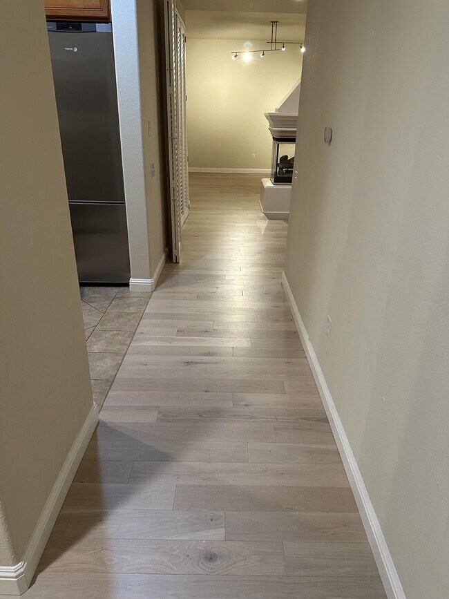 Foto del edificio - 435 Sheridan Ave