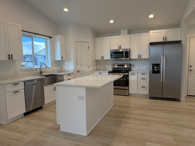 Foto del edificio - 1019 Peach Rd