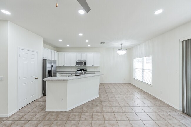 Foto del edificio - 8190 Silver Birch Way