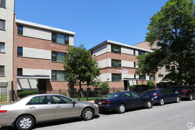 Building Photo - 6006 N Kenmore Ave